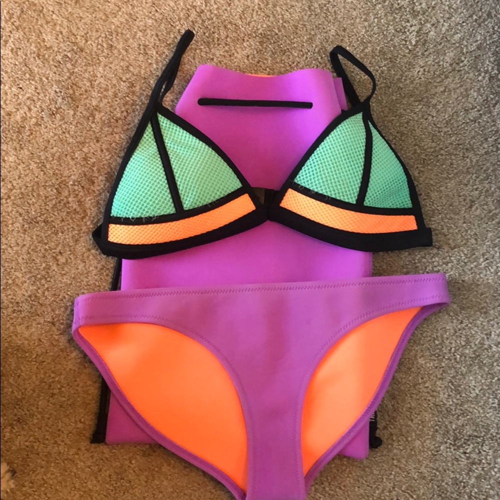 TRIANGL Bikini💜🧡